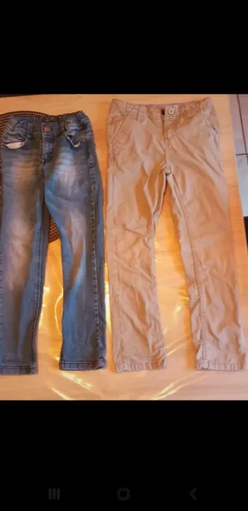 Lot de deux pantalons 8 ans