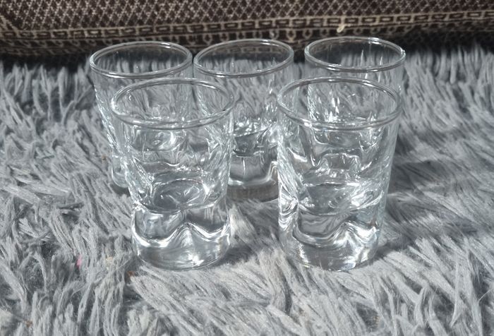 Lot 5 verres à shot (Shooter)