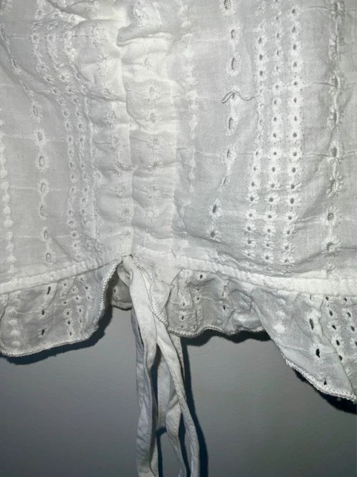 Blouse blanche courte - photo numéro 3