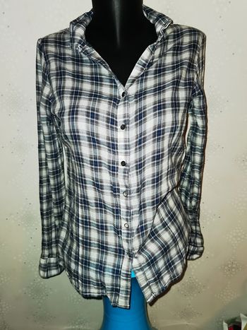 D2063 - chemise femme taille 42