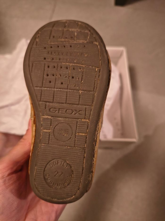 Chaussures Geox camel  t.22 - photo numéro 6