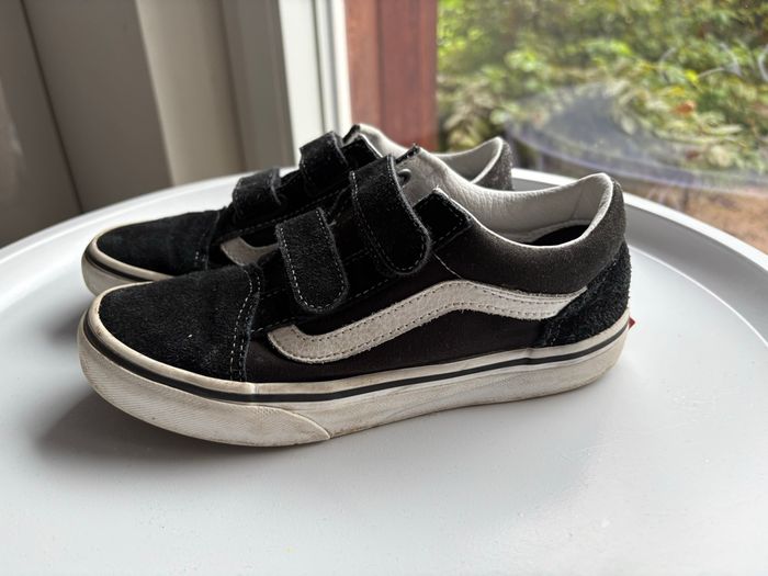 Vans scratch