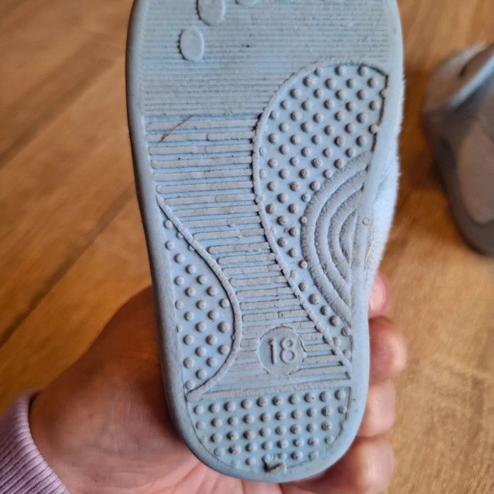 Chausson bleu ciel taille 18 - photo numéro 3