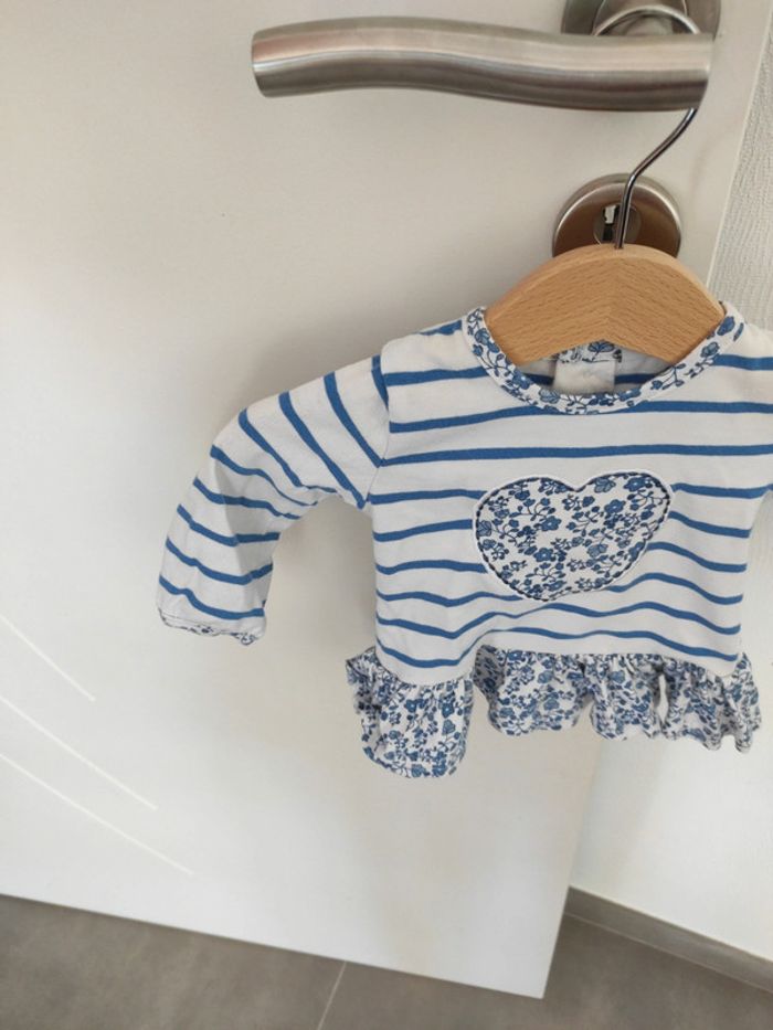 Robe 3 mois fleuri - photo numéro 3