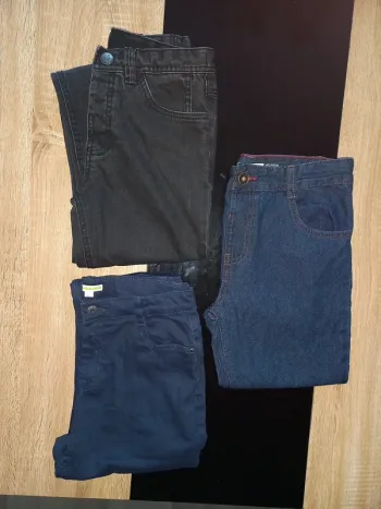 Lot de 3 jeans 12 ans