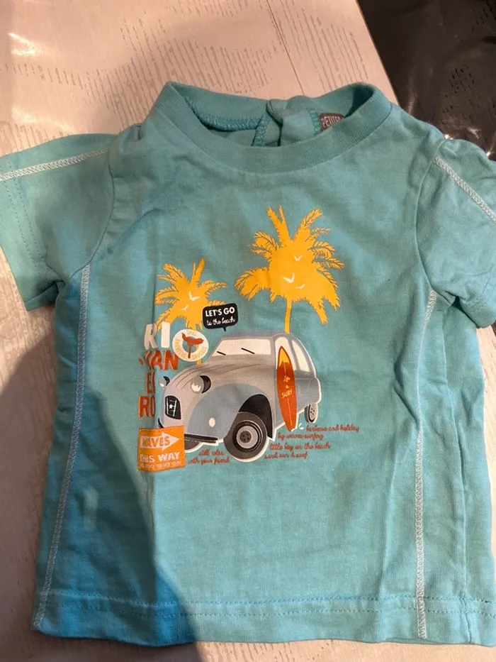 T-shirt