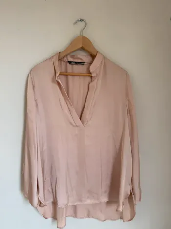 Blouse satinée rose Zara