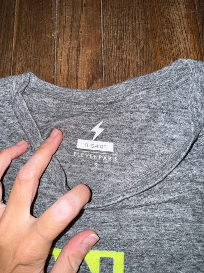 T-shirt eleven  Taille S - photo numéro 4