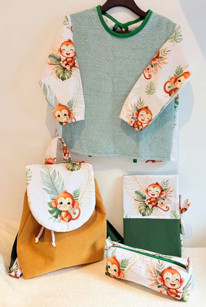 Tablier (bavoir manches longues) motifs Singe T.18-24 mois - photo numéro 2