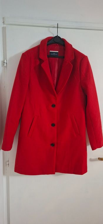 Manteau rouge