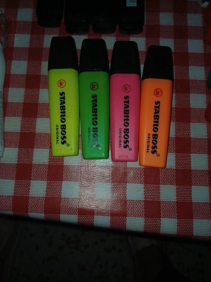 Lots affaires scolaires - photo numéro 9