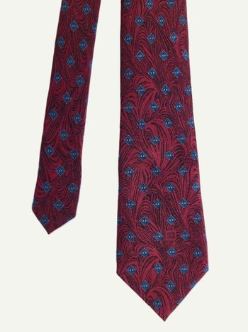 Cravate Pierre Balmain Vintage – Soie Bordeaux & Motifs Losanges