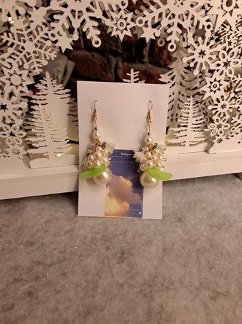 Lot de boucles d'oreilles pendantes bohème verte et blanche