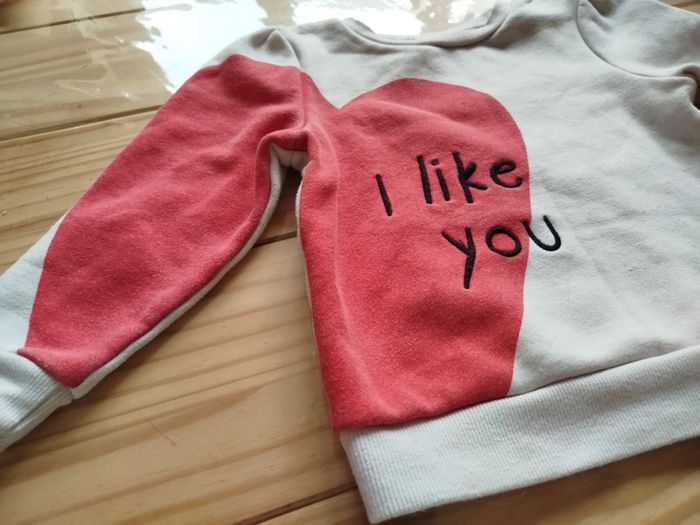 Pull tape à l'oeil - photo numéro 3