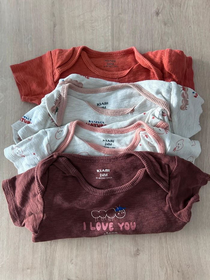 Lot de 4 bodies