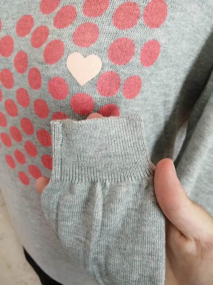 Pull fin Gris à motifs coeur avec des ronds corails / only / (S) - photo numéro 4
