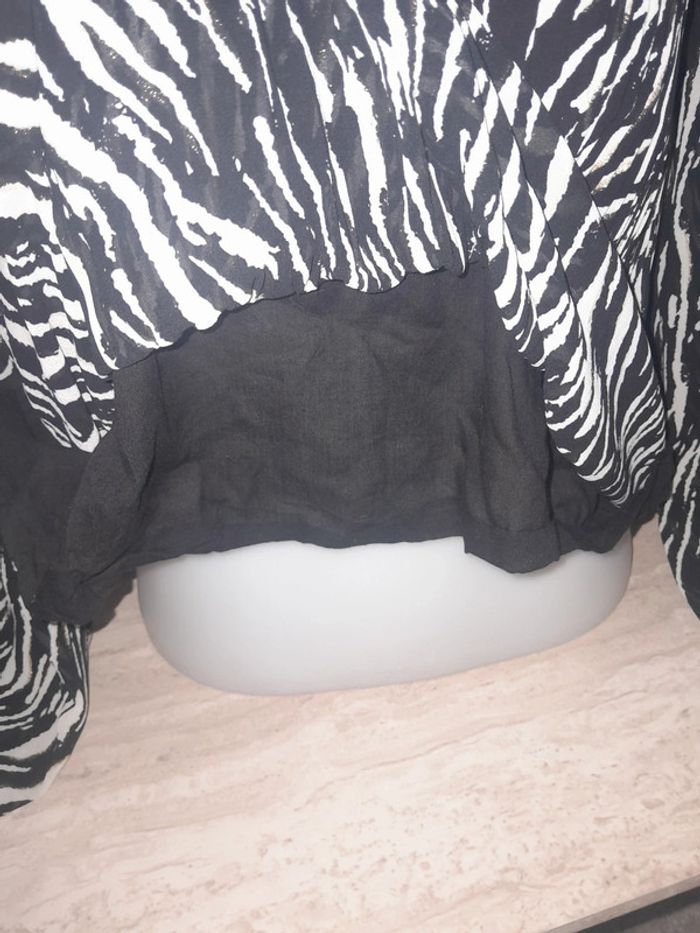 Blouse manches longues transparente💫zébré noire doré 💫Beaucoup store 💫Taille 38-M - photo numéro 3