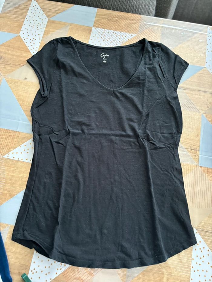 T-shirt noir - photo numéro 2