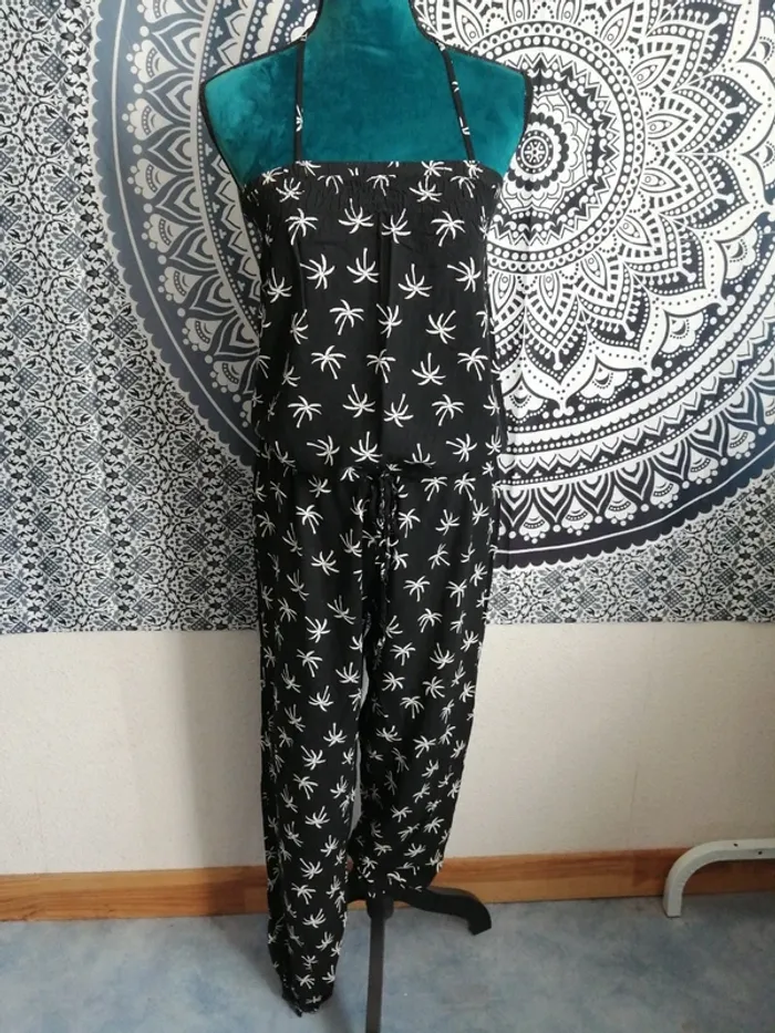 Combinaison noire dos nu motifs palmiers tropicaux lien à nouer / zeeman / (38) - photo numéro 2