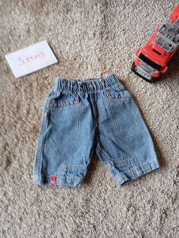 Short 3 mois