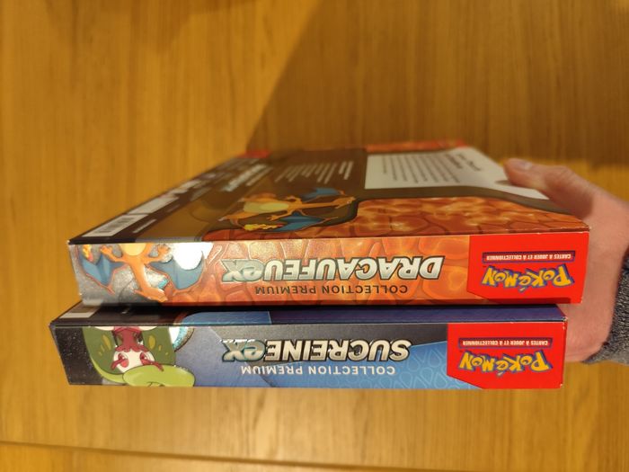 Lot coffrets collection premium cartes Pokémon Dracaufeu Sucreine ex - photo numéro 4