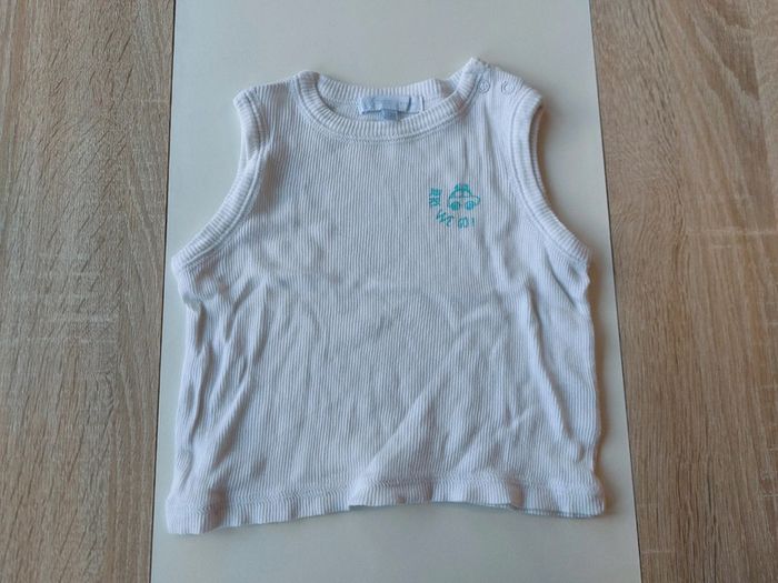 T-shirt sans manches