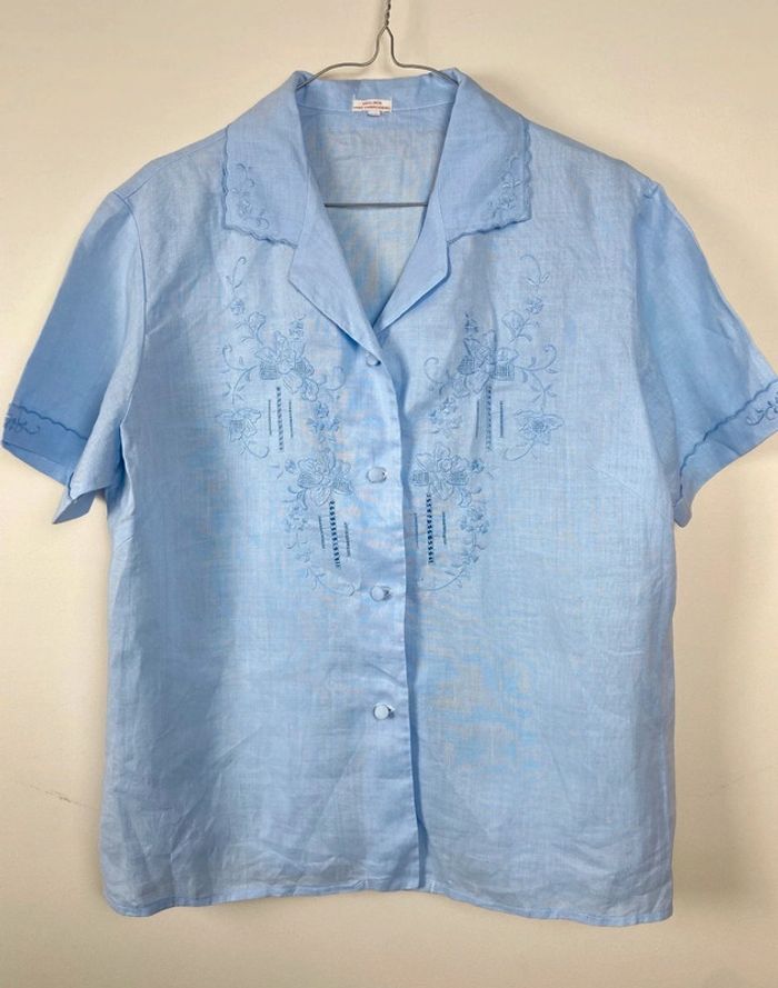 Chemise 100% lin vintage broderie