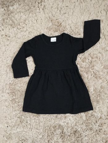 Robe noire manches longues
