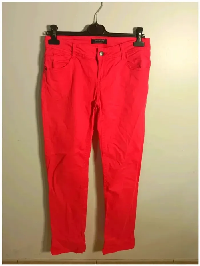 C11 pantalon fushia Bonobo 38