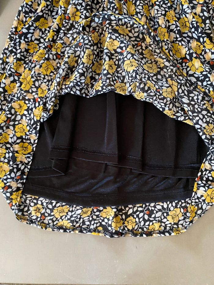 Robe d’été Van Der Rock taille 3 noire à fleurs jaunes et dorées - photo numéro 15