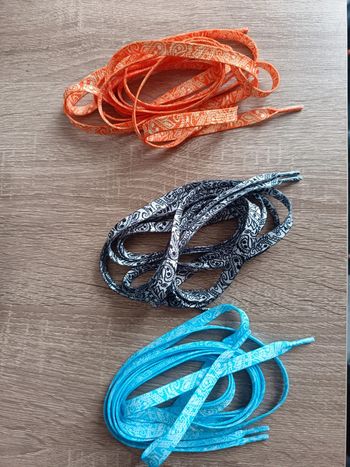 Paire de lacets au choix