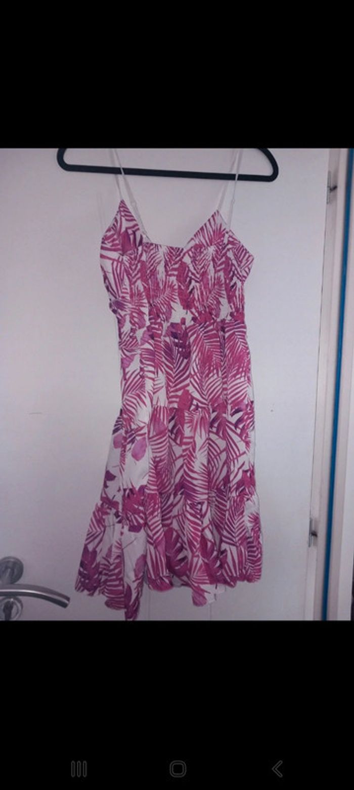 Robe courte - photo numéro 3