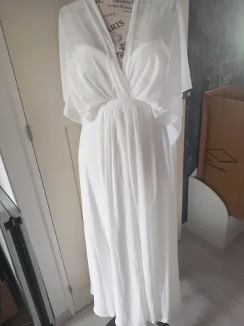 Robe longue blanche multiposition 36