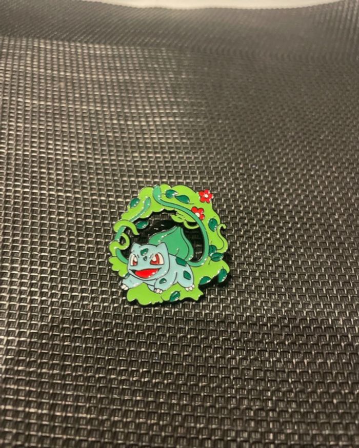 Pin’s Bulbizarre bulbasaur Pokémon broche en très bon état - photo numéro 2