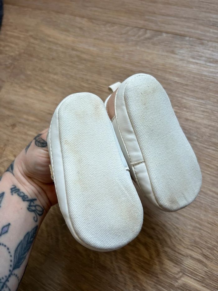 Baskets blanche - photo numéro 2