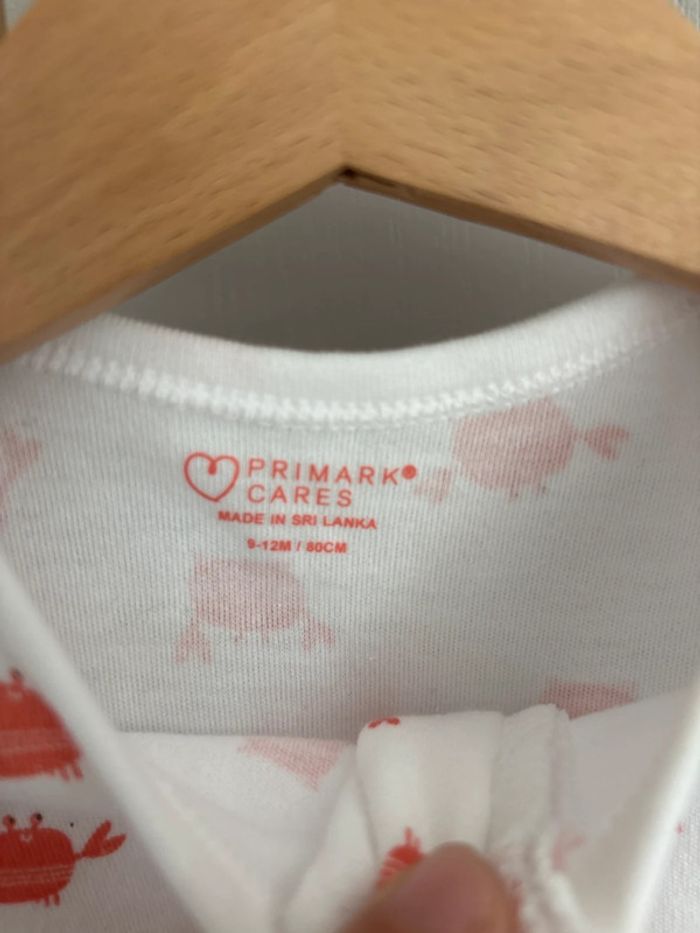 Lot de 2 combinaisons courtes bébé – Primark – Taille 9-12 mois (80 cm) - photo numéro 2