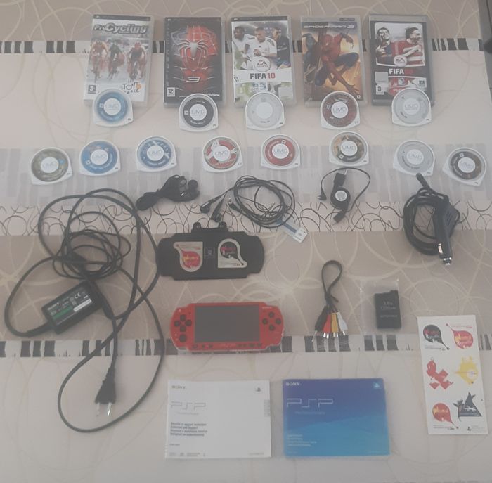 PSP Slim & Lite + Jeux + Films