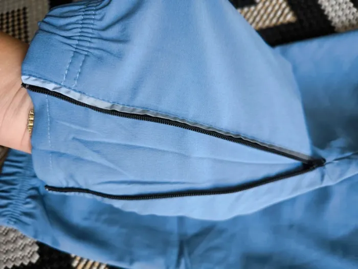 Pantalon jogging taille s comme neuf - photo numéro 3