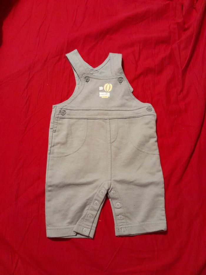 Lot de 3 salopettes taille 1 mois - photo numéro 3