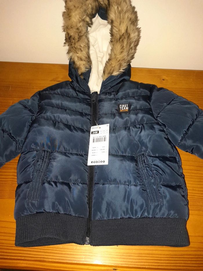 blouson avec capuche 24 mois Neuf Gémo - photo numéro 2