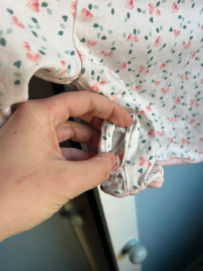 Gilet réversible rose / blanc à fleurs , obaibi , 3 mois - photo numéro 11