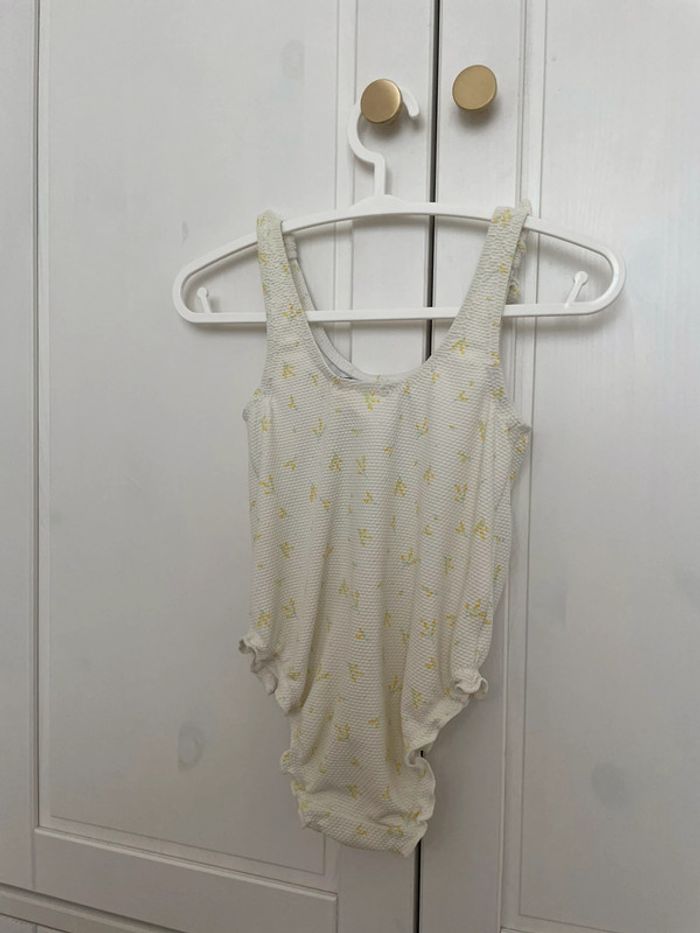 Maillot de bain neuf beige 24 mois kiabi - photo numéro 3