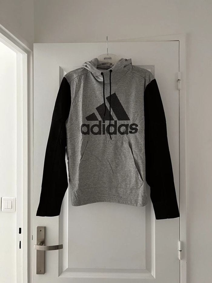 Sweat a capuche Adidas