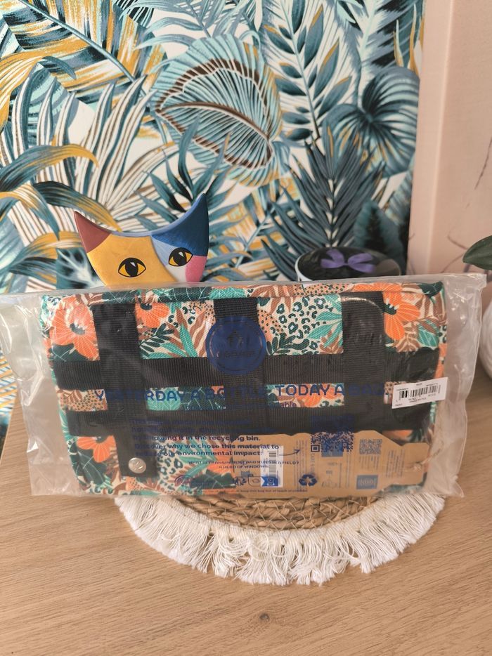 Pochette avant Cabaïa modèle Picos
Indisponible sur le site officiel Cabaia - photo numéro 2