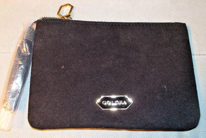 Trousse à maquillage Bulgari "Goldea"