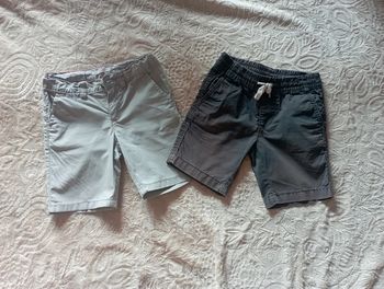 Lot de 2 shorts 4 ans