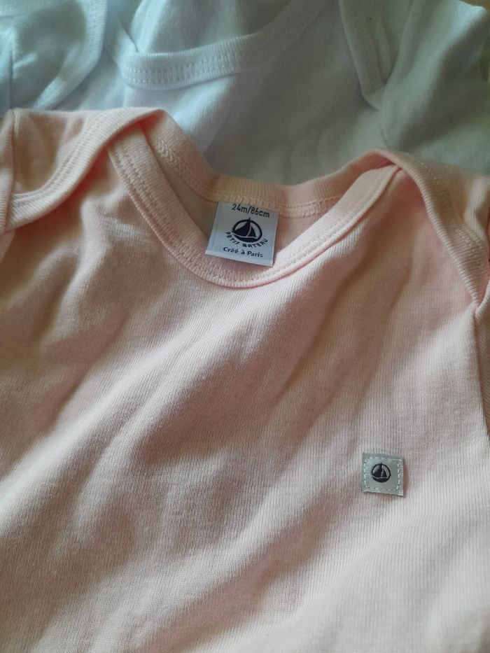 Lot de 4 boys 24 mois manche longue ou courtes imprimé ou uni différentes marque - photo numéro 2