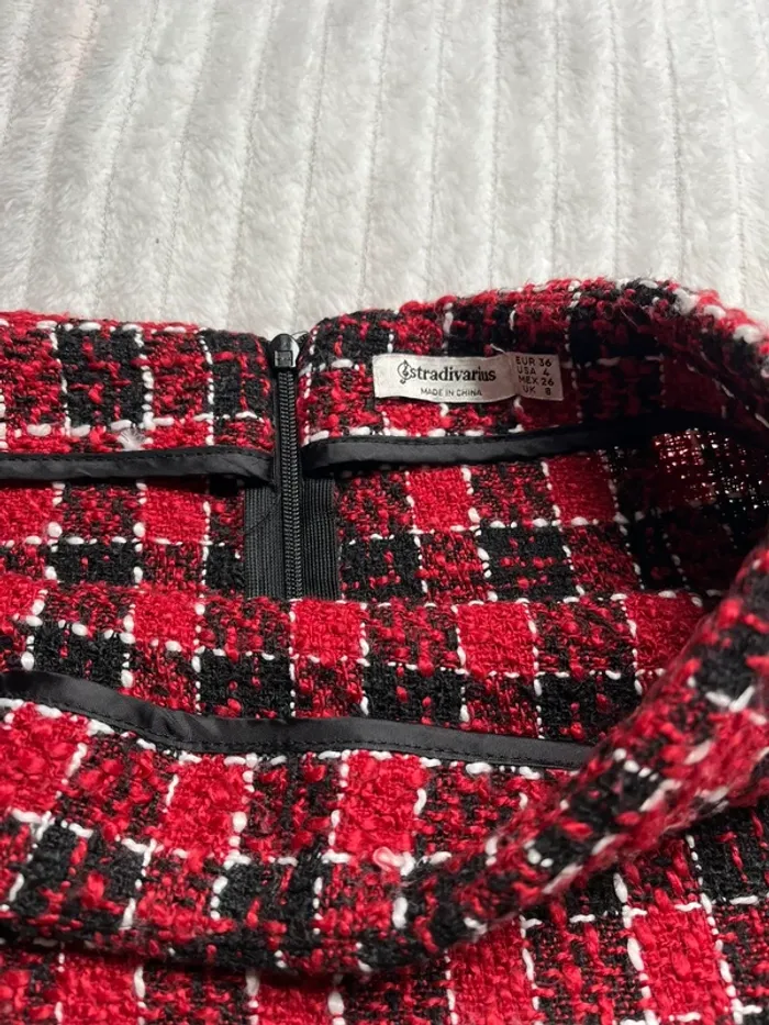 Jupe courte tweed stradivarius - photo numéro 3