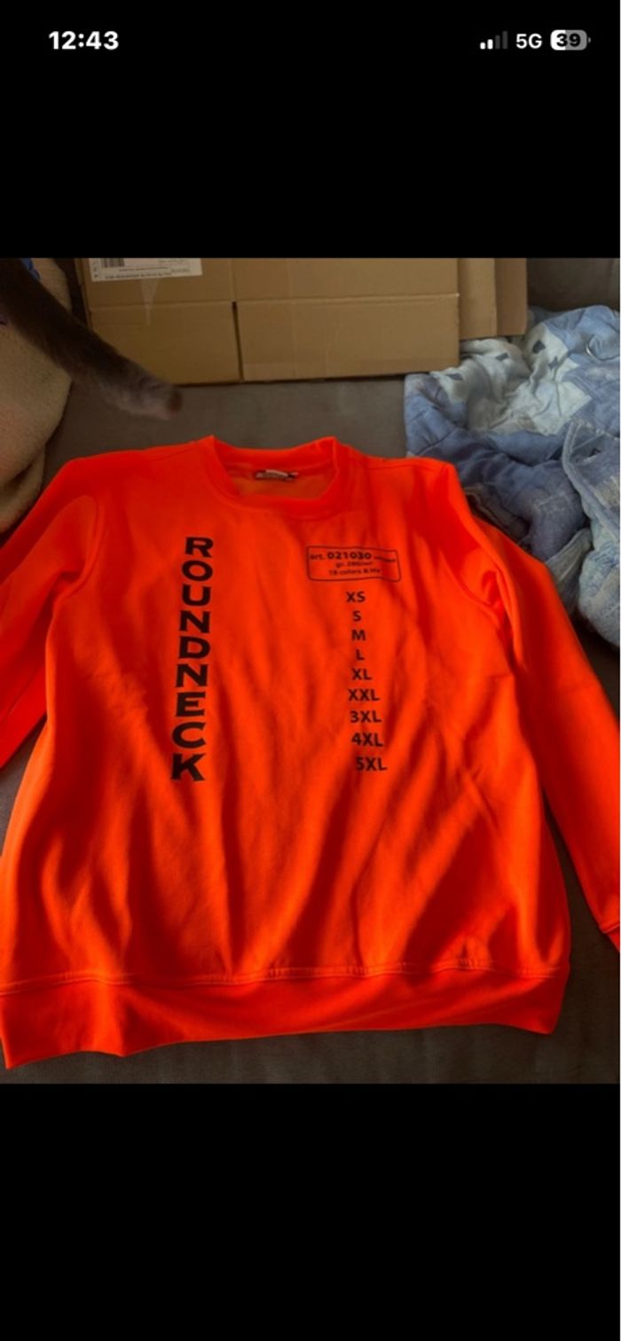 Pull homme - photo numéro 1