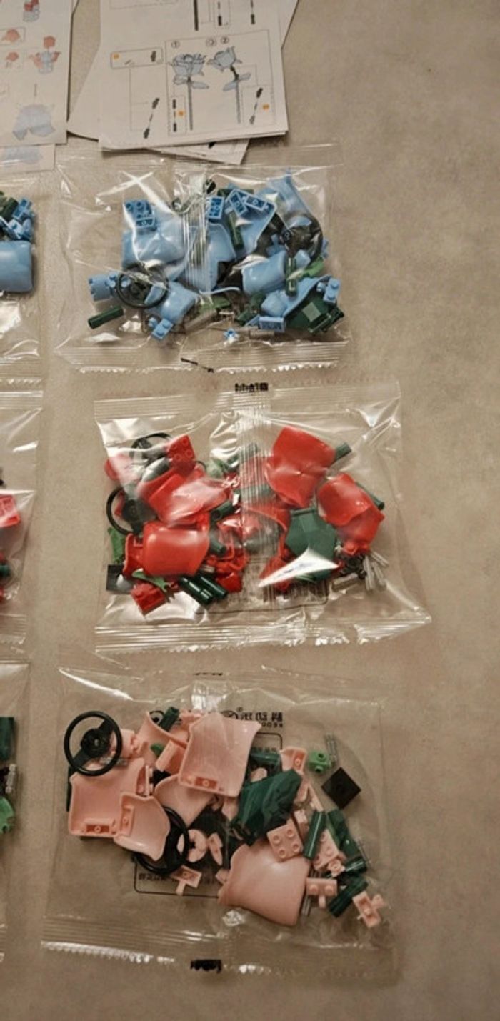 Lot de 4 roses en Lego - photo numéro 3